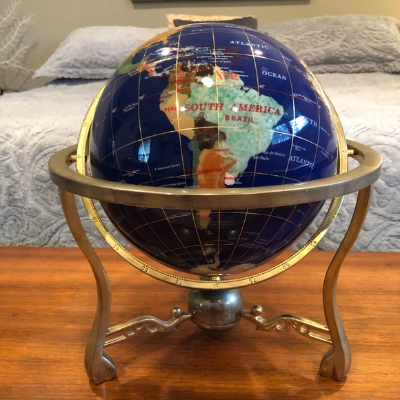 GLOBE Lapis Ocean Table